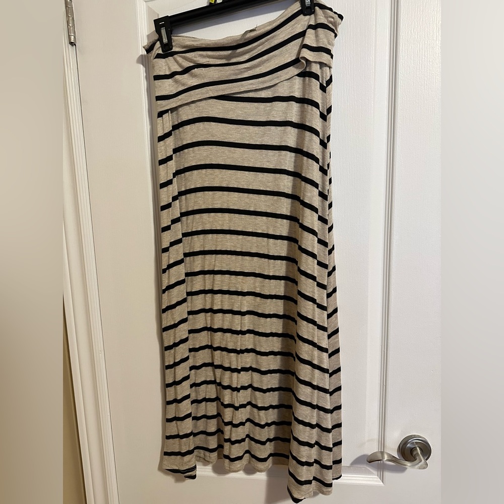 Mono B - Maxi skirt